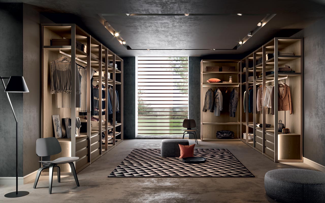 Walk-in closet